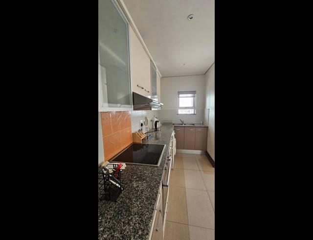 2 BEDROOM PROPERTY TO RENT IN BLOUBERGSTRAND